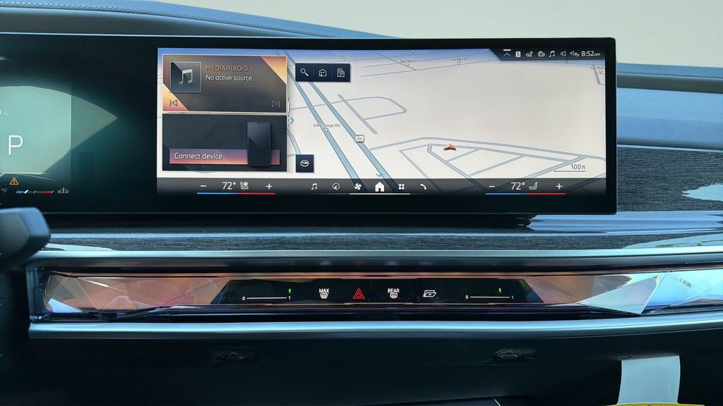 New 2026 BMW 760i xDrive image 25