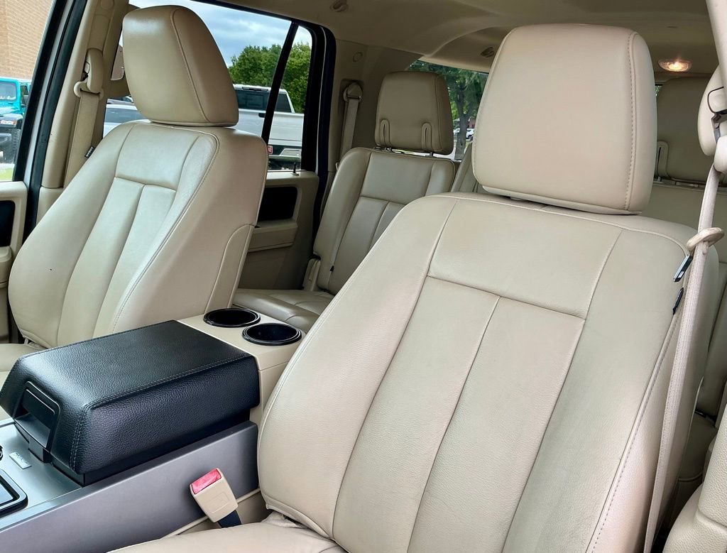 Used 2017 Ford Expedition EL XLT w/ Equipment Group 201A AWD/4WD image 38