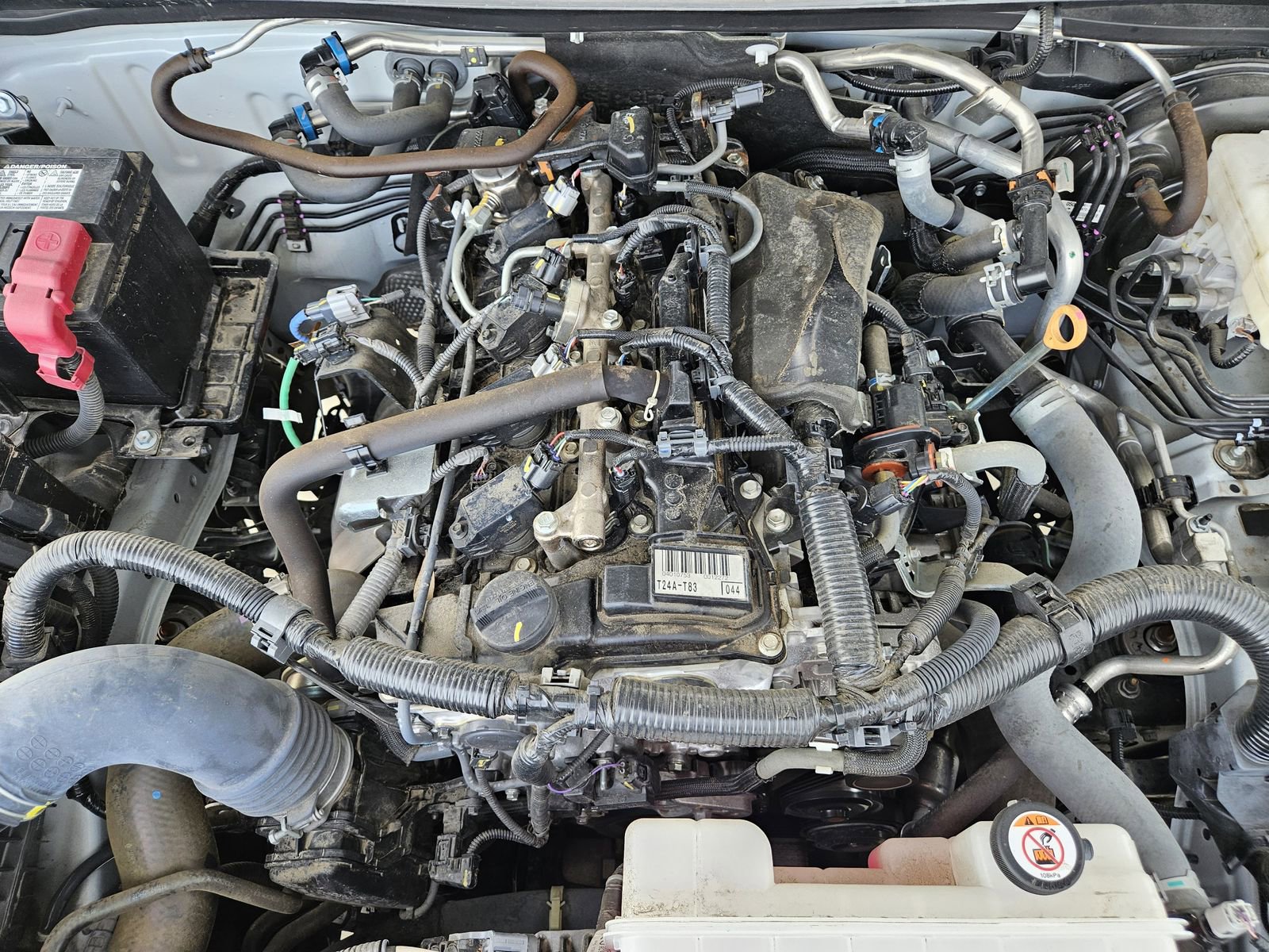 Used 2024 Toyota Tacoma SR RWD image 30