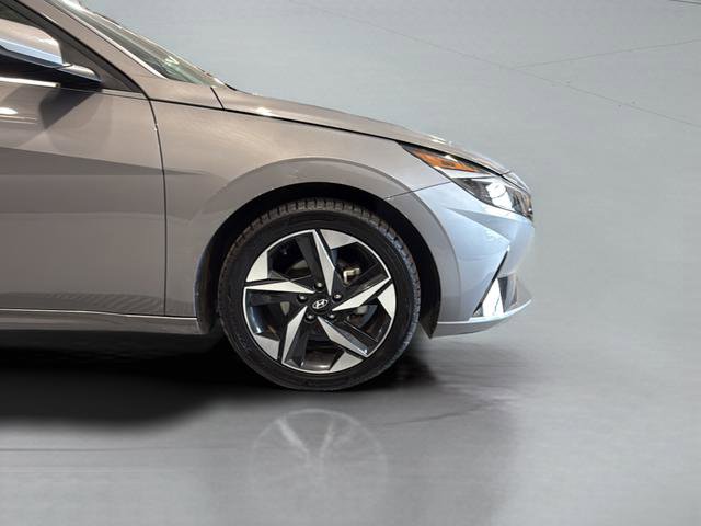 Used 2022 Hyundai Elantra SEL w/ Convenience + Premium Package image 30