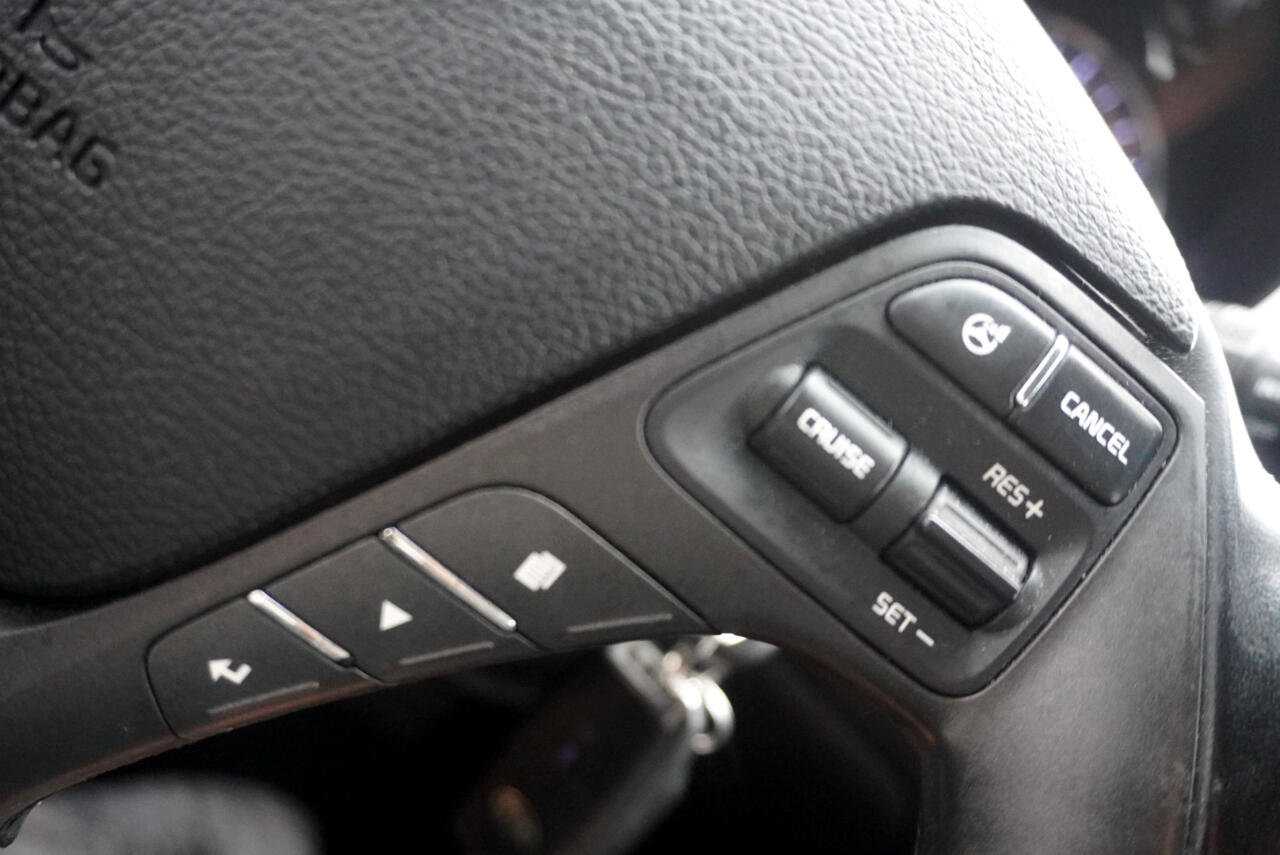 Used 2014 Kia Forte EX image 27