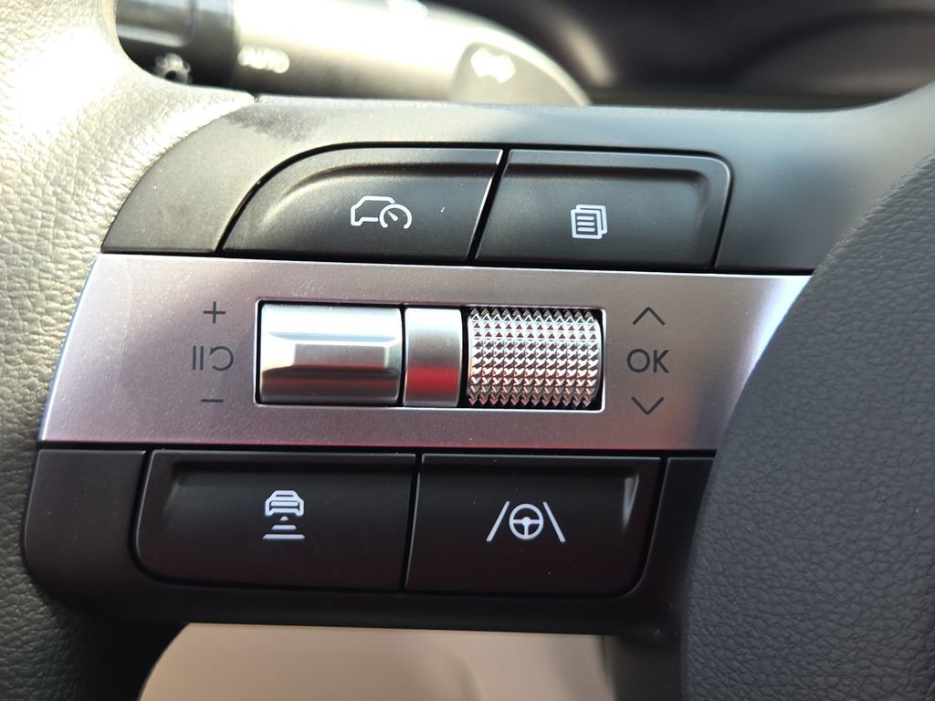 Used 2026 Hyundai Tucson SEL FWD image 24