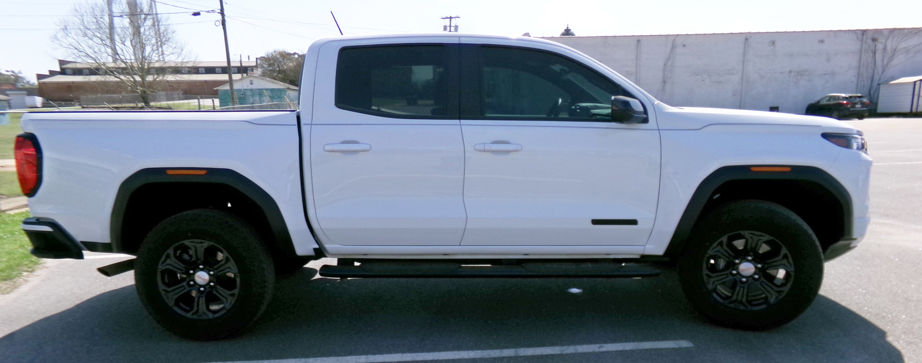 Used 2024 GMC Canyon Elevation w/ Convenience Package image 5