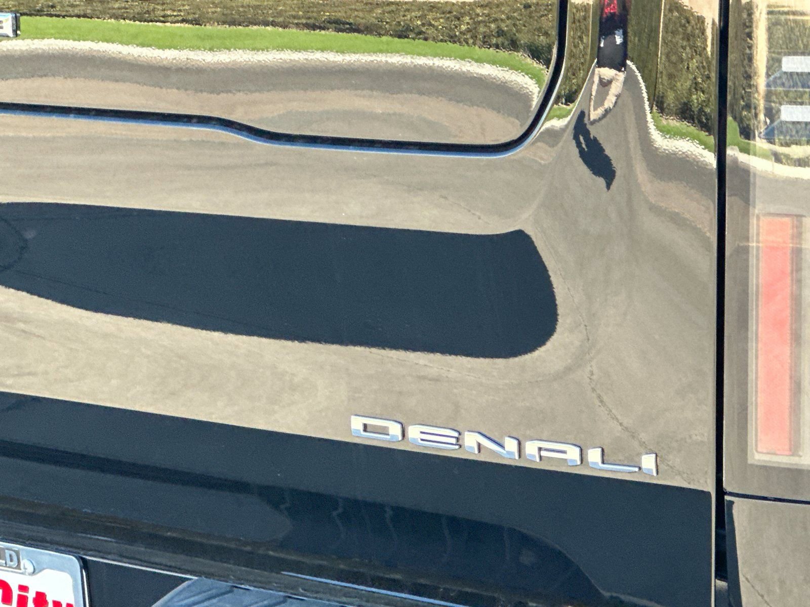 New 2025 GMC Sierra EV Denali image 24