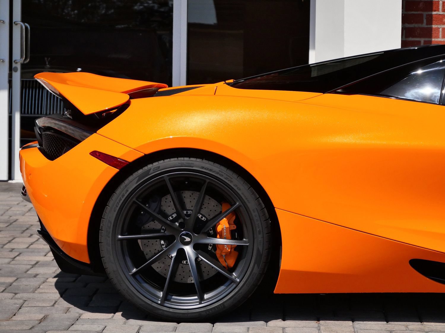 Used 2023 McLaren 720S Performance RWD image 17