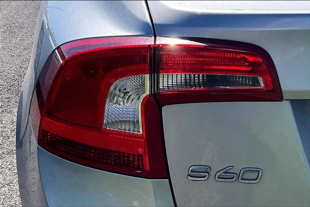 Used 2013 Volvo S60 T5 image 7