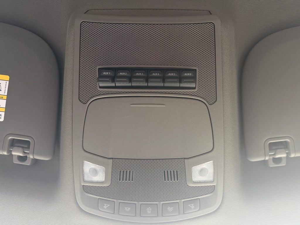 Used 2022 Ford F250 XL w/ Power Equipment Group image 28