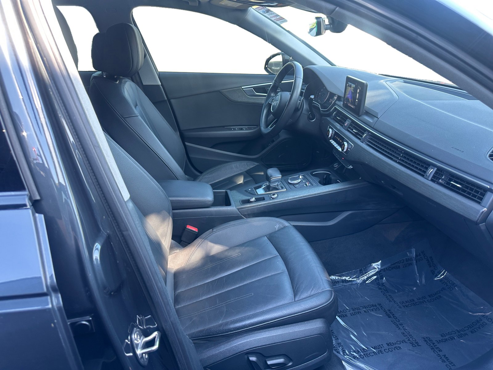 Used 2019 Audi A4 2.0T Premium image 15