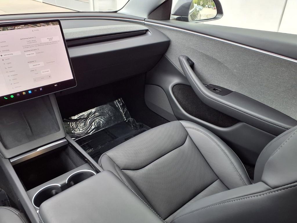 Used 2025 Tesla Model 3 Long Range RWD image 21