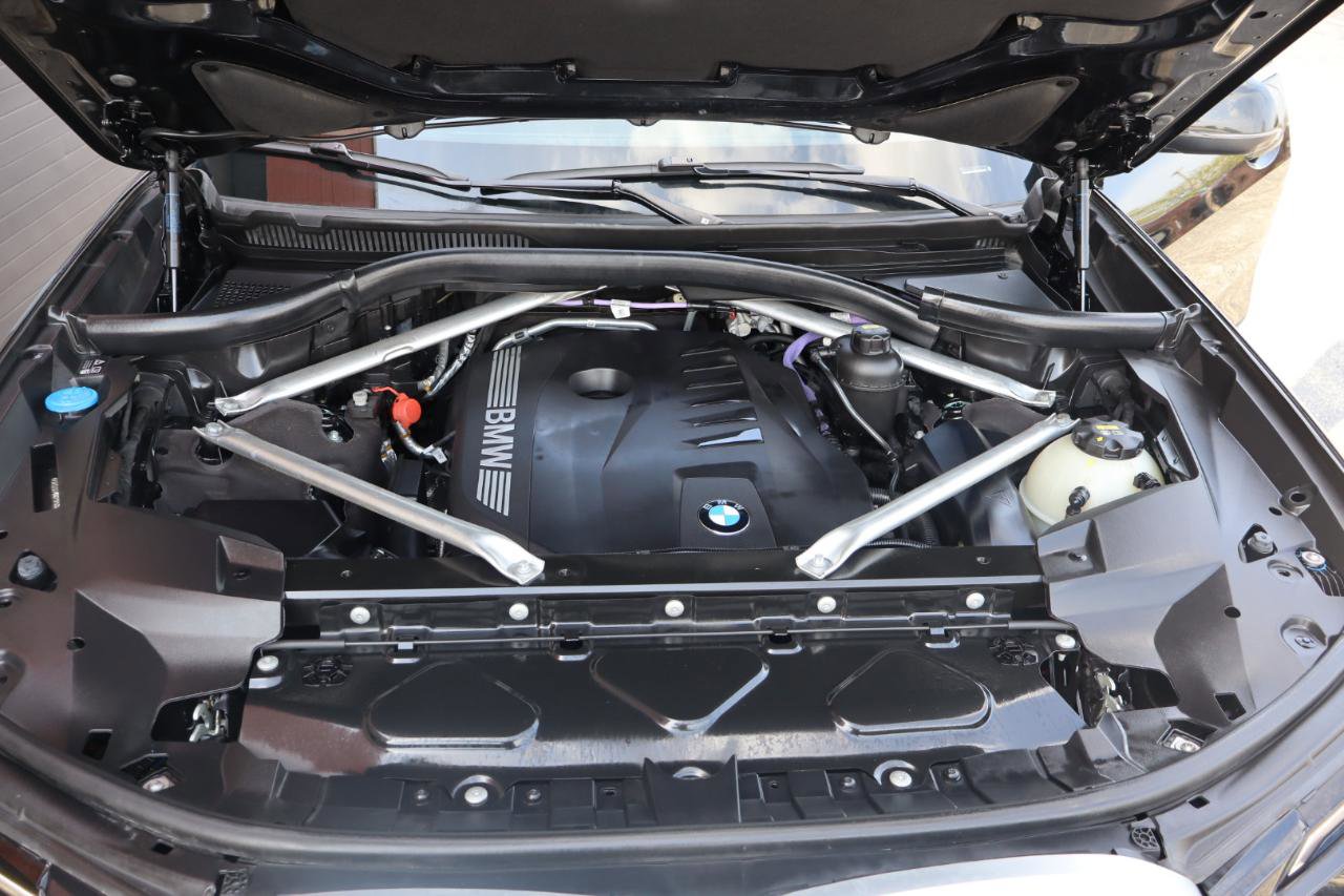 Used 2023 BMW X7 xDrive40i w/ Premium Package image 38