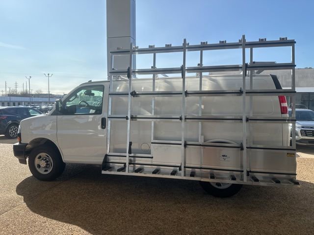 New 2025 Chevrolet Express 2500 image 6