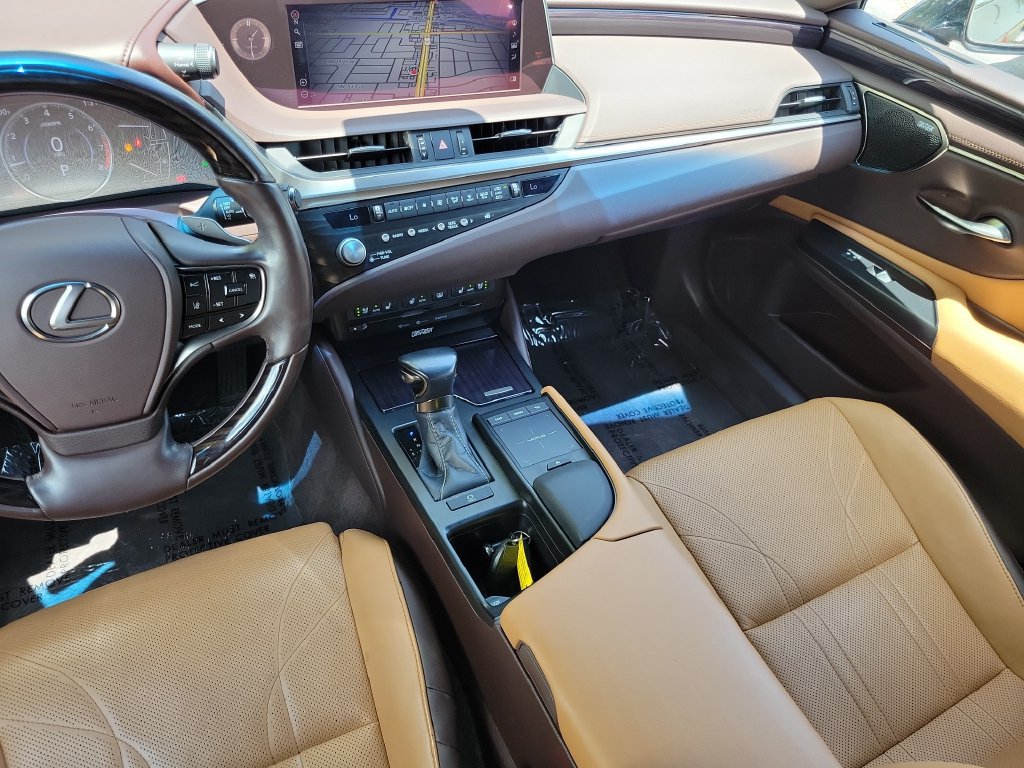 Used 2021 Lexus ES 350 Ultra Luxury FWD image 23