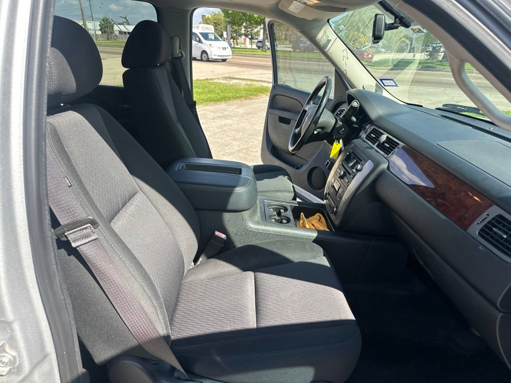 Used 2014 GMC Yukon SLE RWD image 10