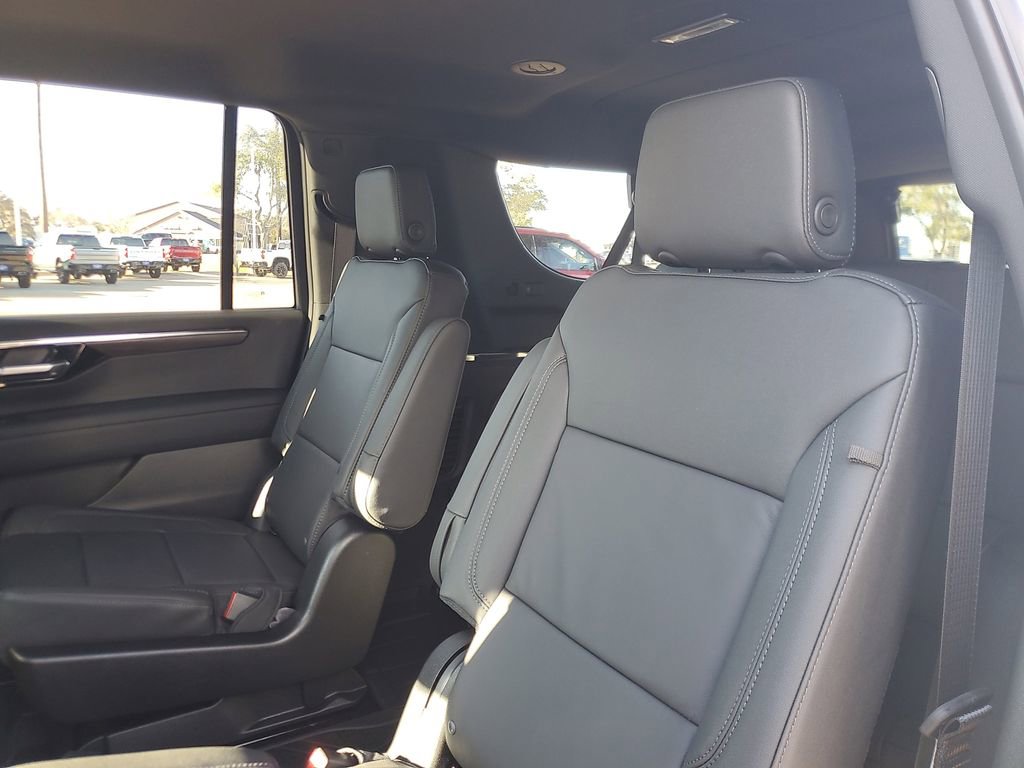 New 2026 Chevrolet Suburban LT w/ Comfort Package image 12