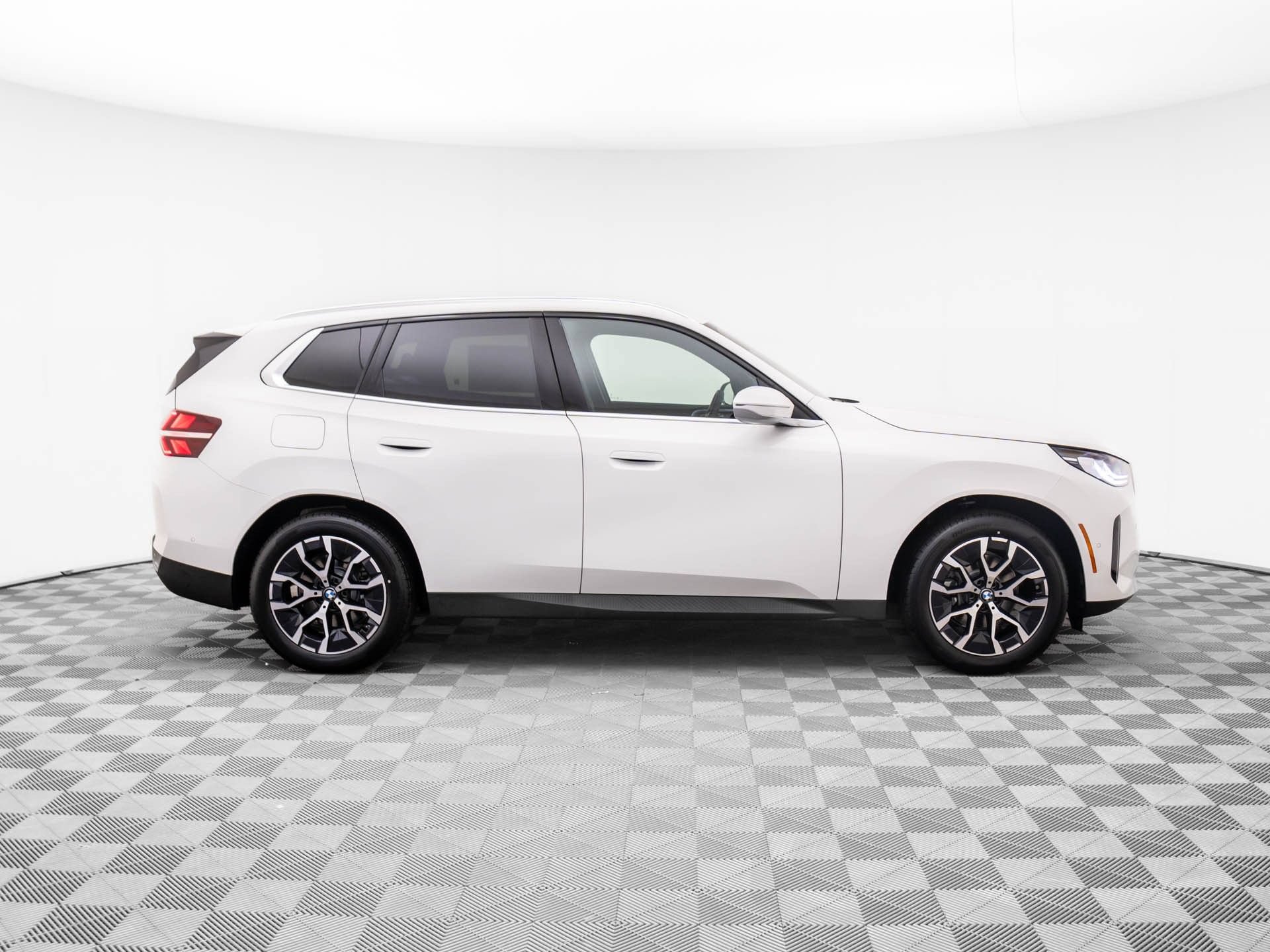 Certified 2026 BMW X3 xDrive30i w/ Convenience Package AWD/4WD image 7