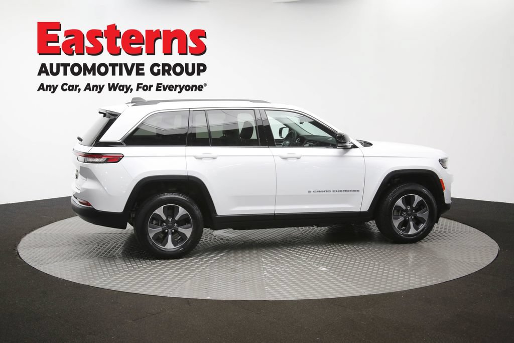 Used 2022 Jeep Grand Cherokee Limited 4xe w/ Luxury Tech Group II AWD/4WD image 47