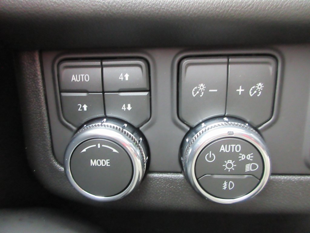 New 2026 GMC Yukon XL Elevation w/ Elevation Premium Package image 17