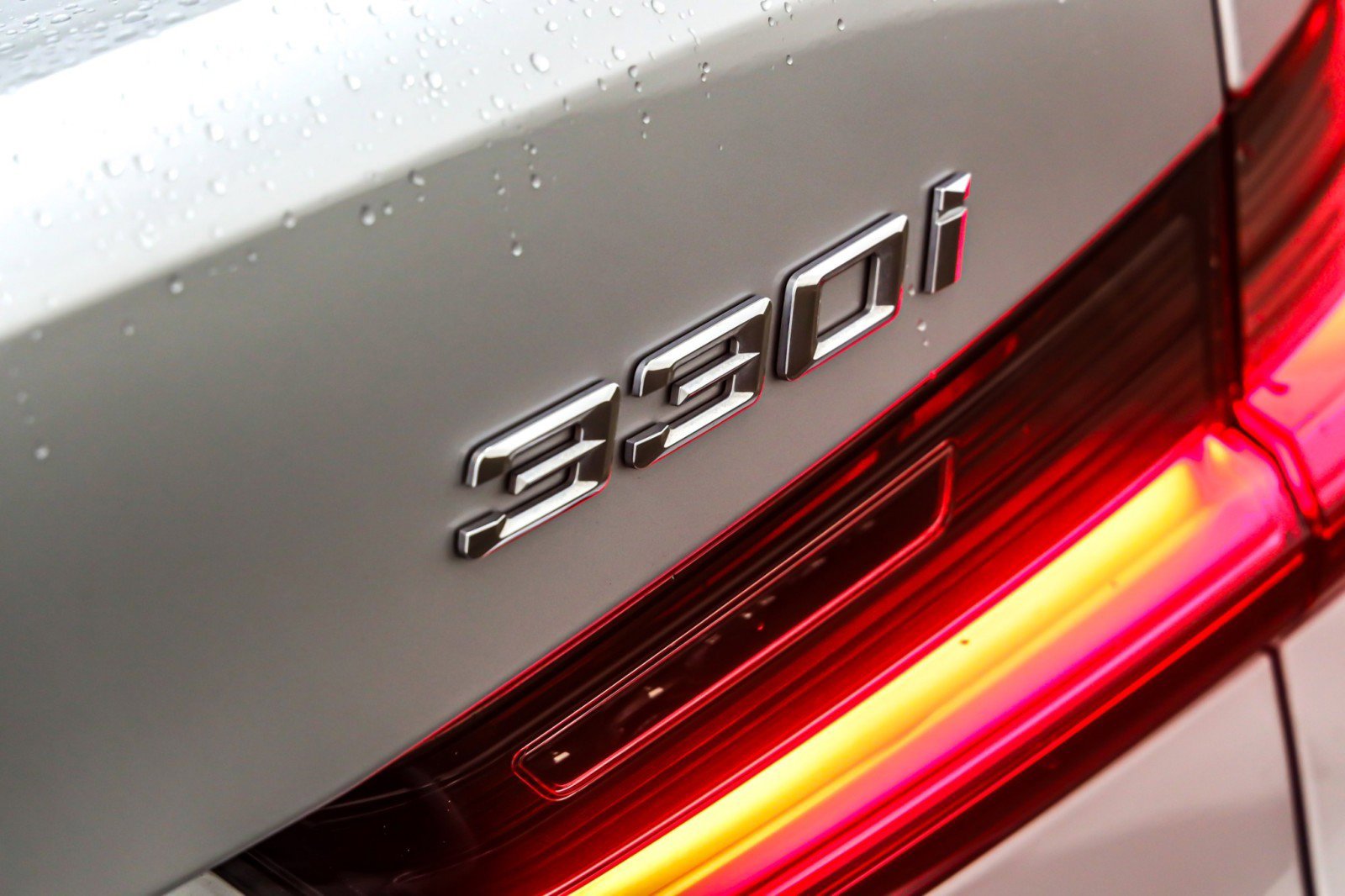 Used 2019 BMW 330i Sedan w/ Convenience Package image 8