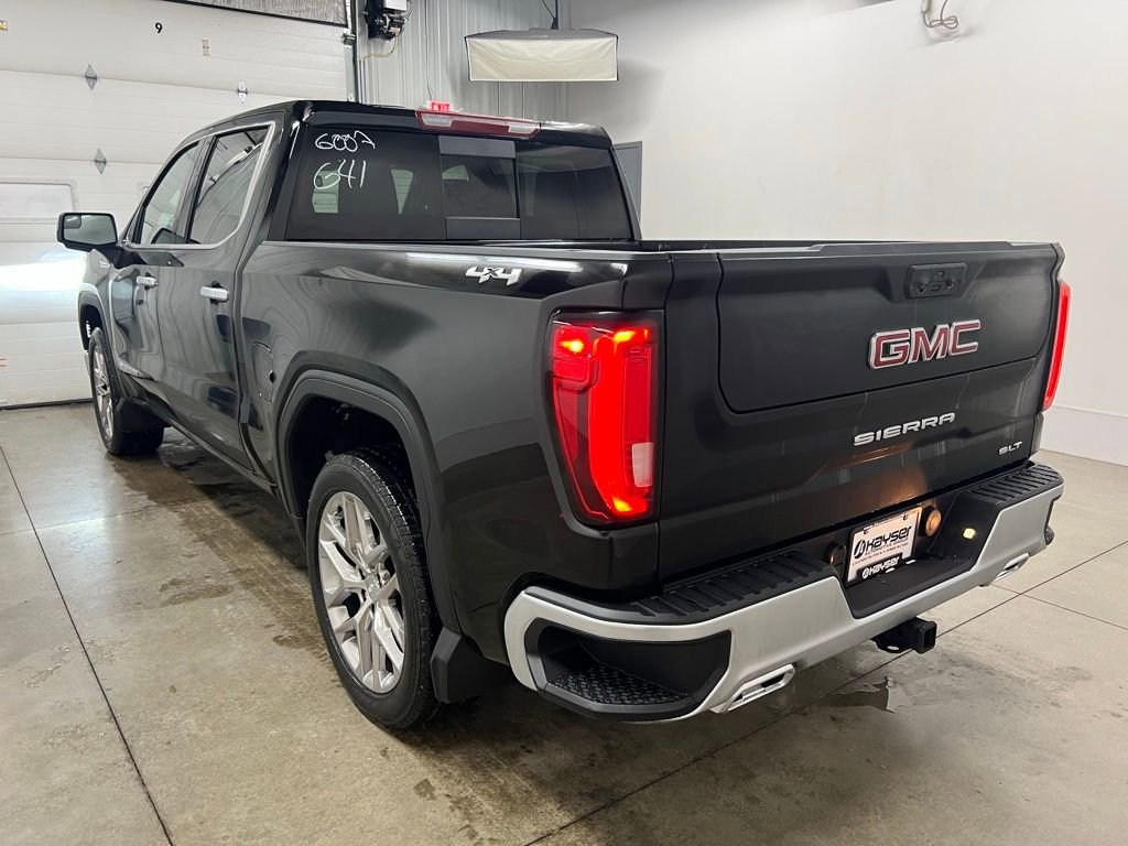 New 2026 GMC Sierra 1500 SLT w/ SLT Convenience Package image 9