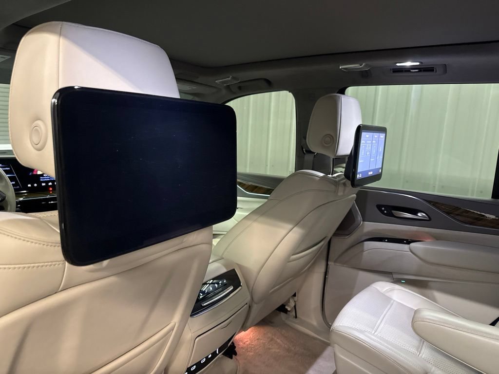 Used 2021 Cadillac Escalade Premium Luxury Platinum AWD/4WD image 12