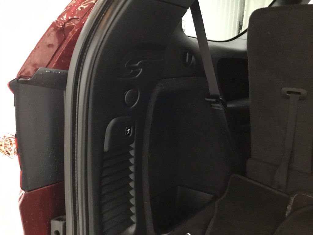 Used 2022 Dodge Durango R/T w/ Blacktop Package AWD/4WD image 17