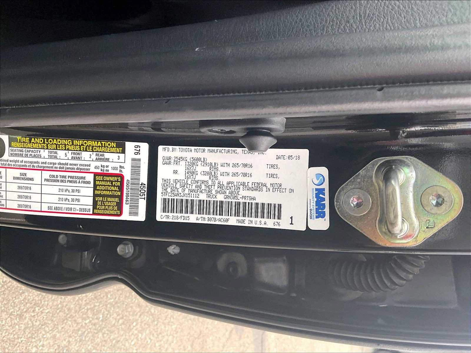 Used 2018 Toyota Tacoma TRD Off-Road w/ Technology Package AWD/4WD image 34