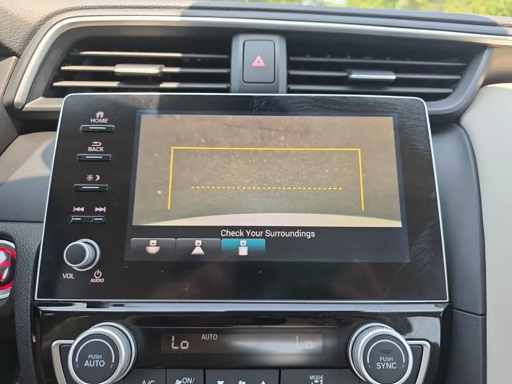 Used 2019 Honda Insight Touring image 34
