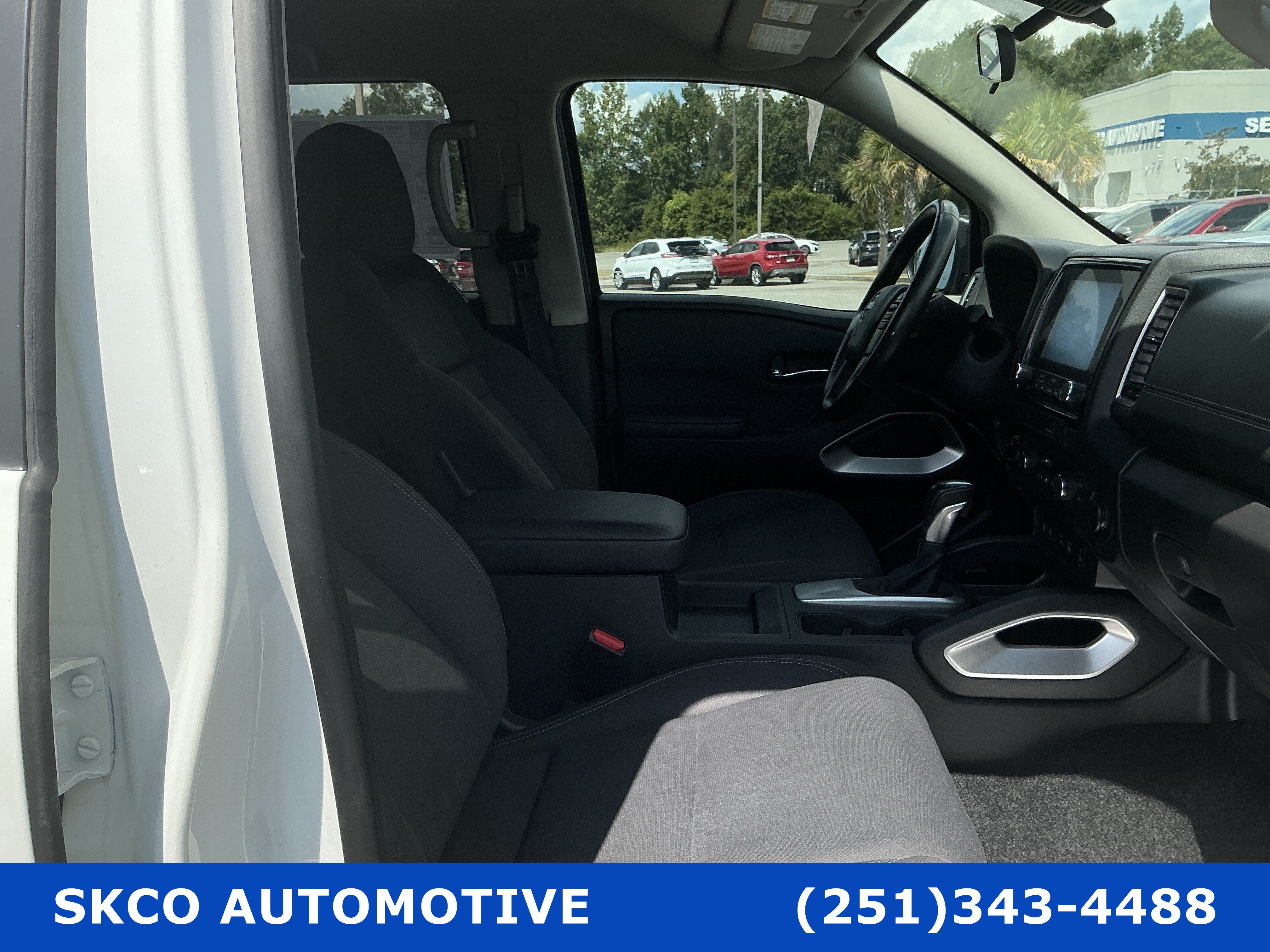 Used 2024 Nissan Frontier SV w/ Hardbody Edition AWD/4WD image 13