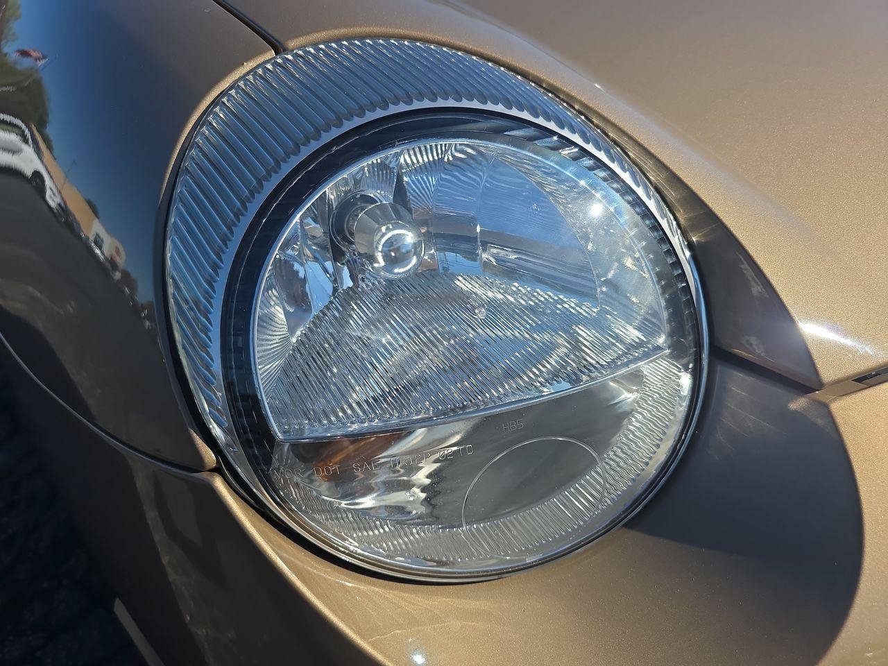 Used 2005 Ford Thunderbird RWD image 35