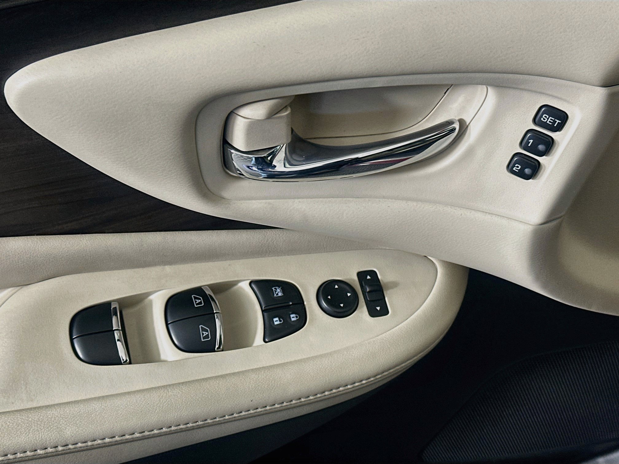 Used 2020 Nissan Murano Platinum FWD image 15
