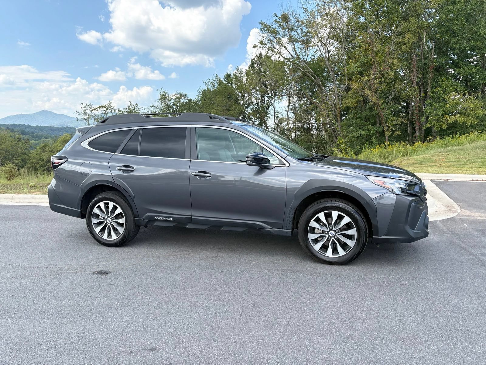 Certified 2024 Subaru Outback Limited XT AWD/4WD image 7
