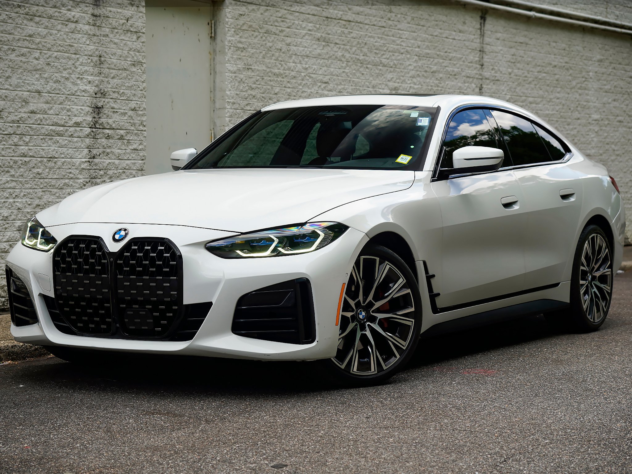 Used 2022 BMW 430i Gran Coupe w/ M Sport Package RWD image 2