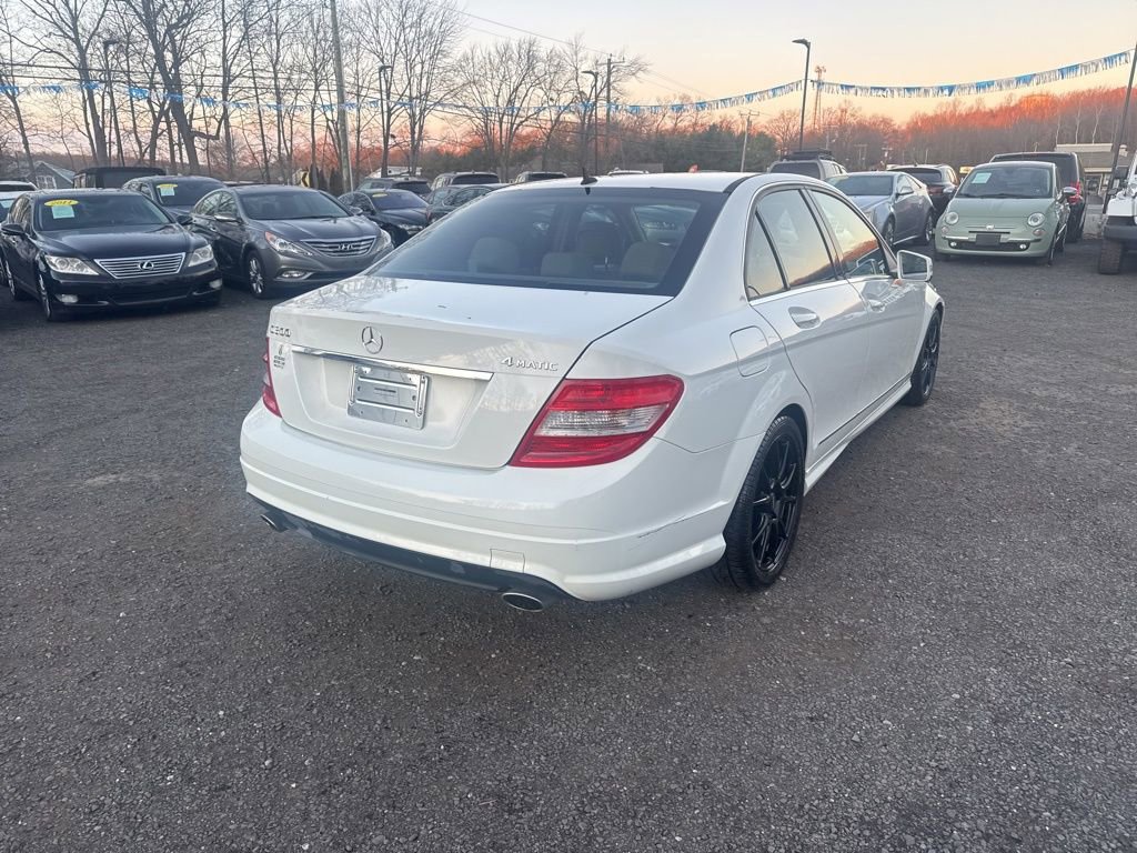 Used 2011 Mercedes-Benz C 300 4MATIC Sedan image 17