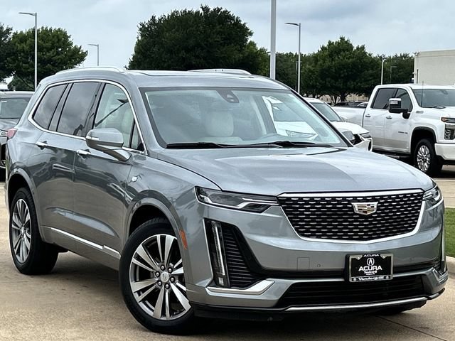 Used 2023 Cadillac XT6 Premium Luxury AWD/4WD image 2