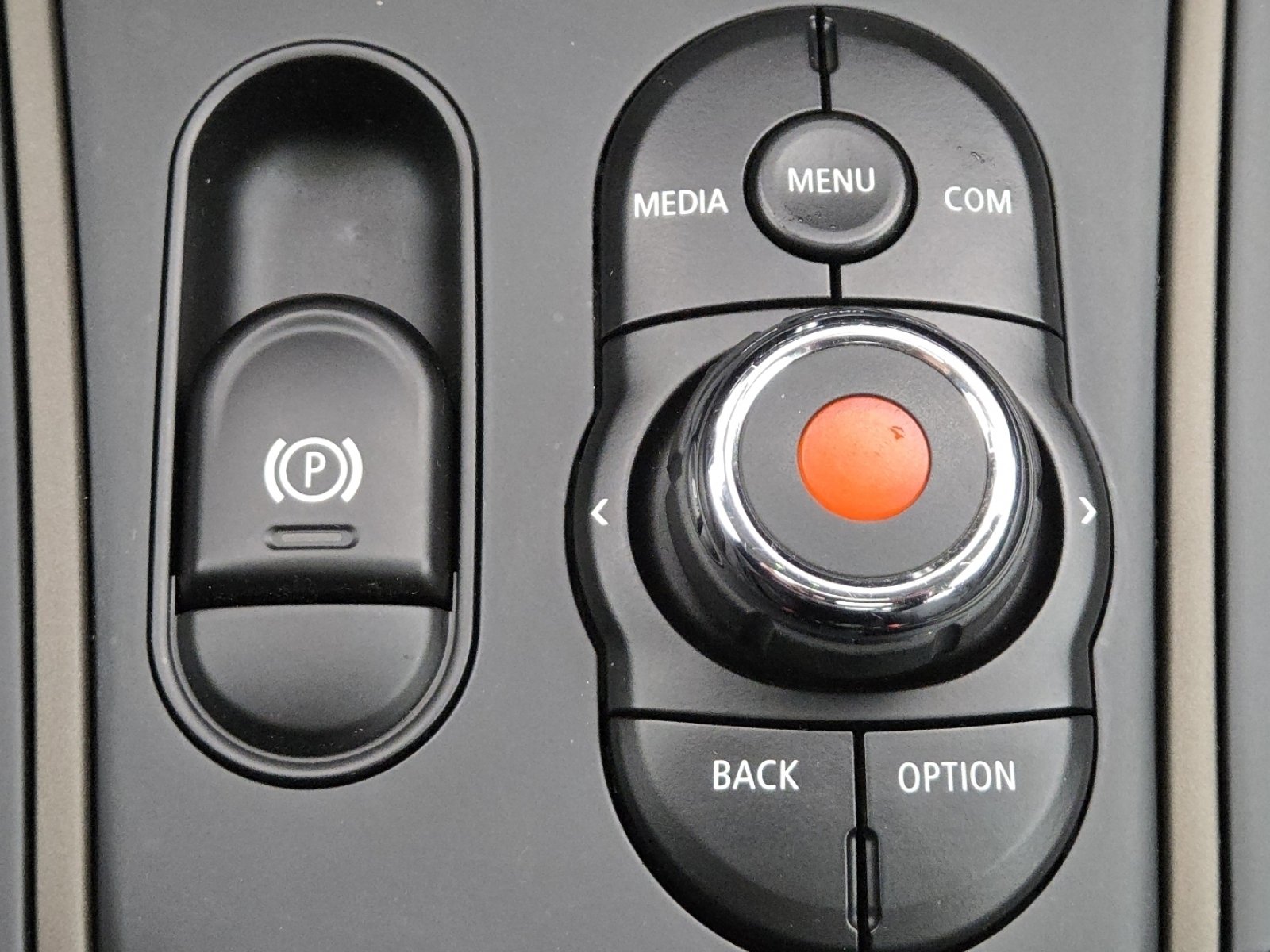 Used 2019 MINI Cooper Countryman S w/ Premium Package image 29