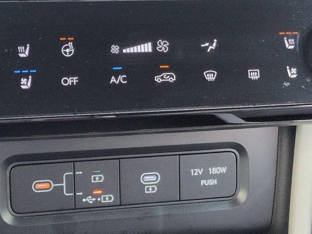 Certified 2026 Hyundai Tucson Limited FWD image 24