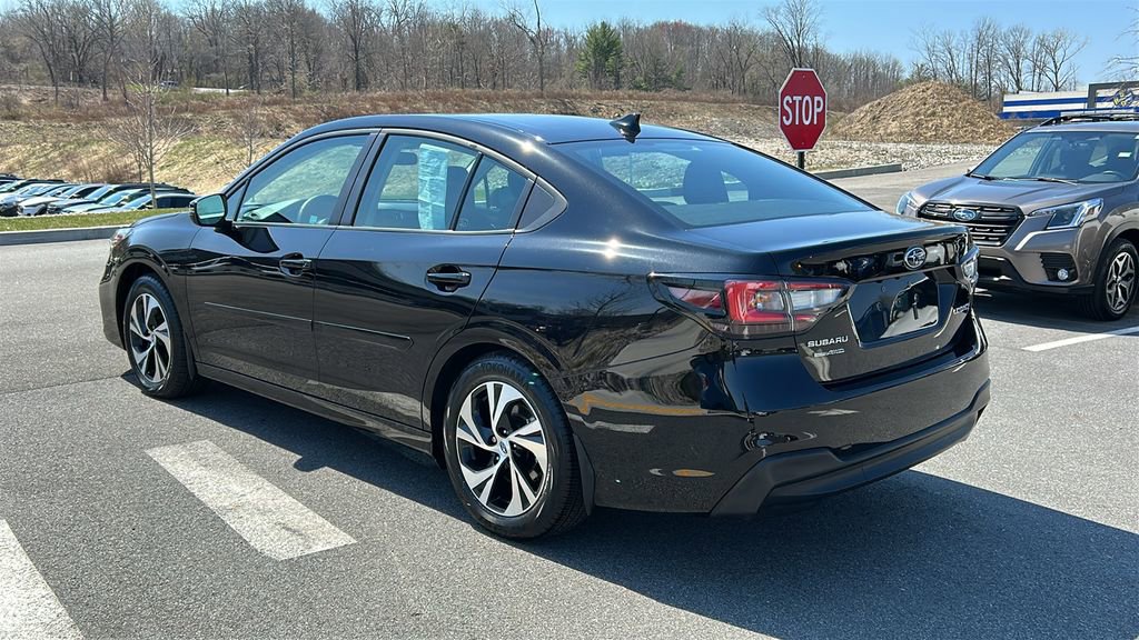 Used 2025 Subaru Legacy Premium image 6