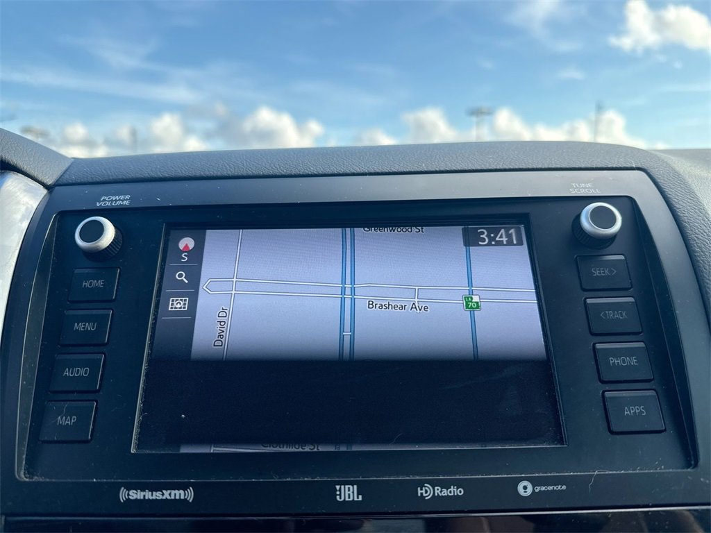 Used 2020 Toyota Sequoia Platinum image 27