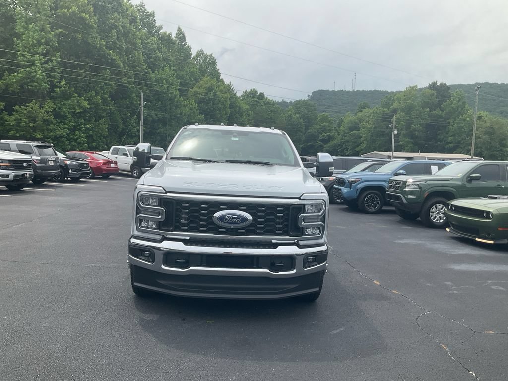 New 2026 Ford F350 Lariat w/ Chrome Package AWD/4WD video 2