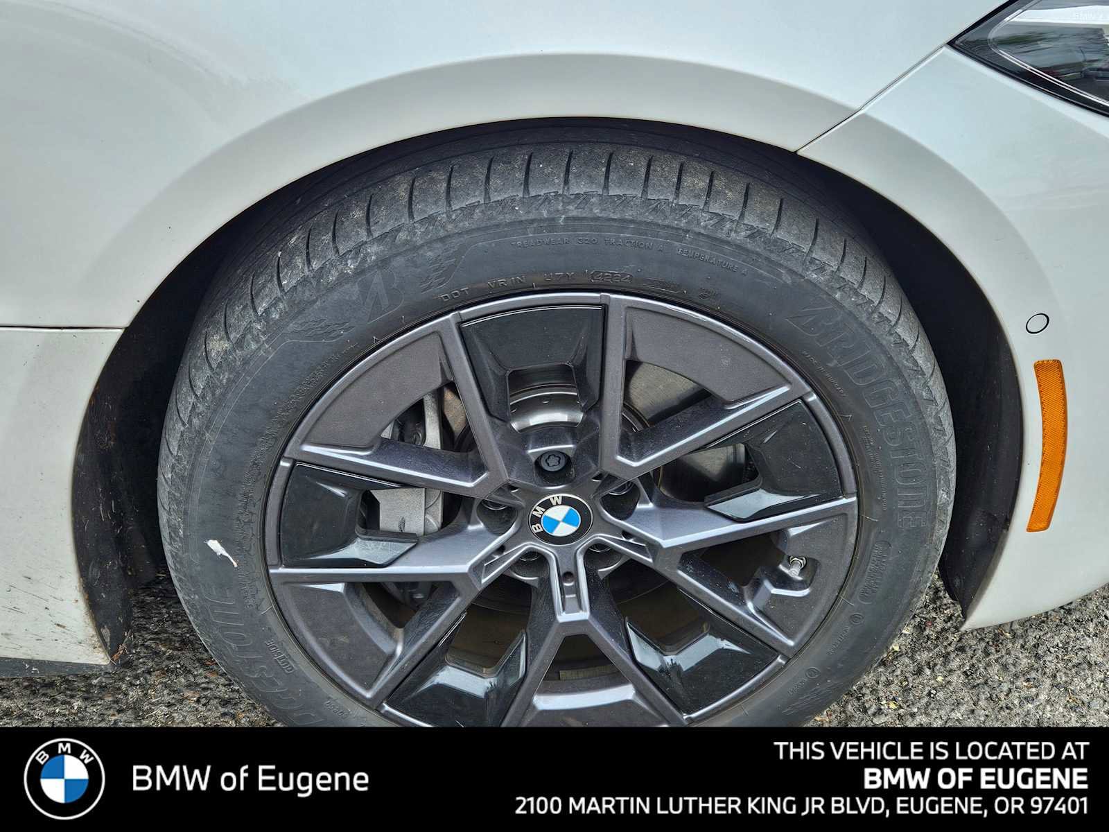 Used 2025 BMW i4 xDrive40i w/ Premium Package AWD/4WD image 9