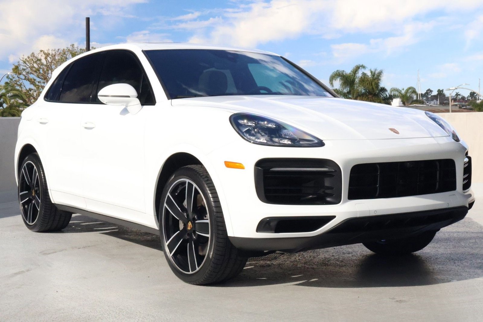 Certified 2023 Porsche Cayenne S Platinum image 7