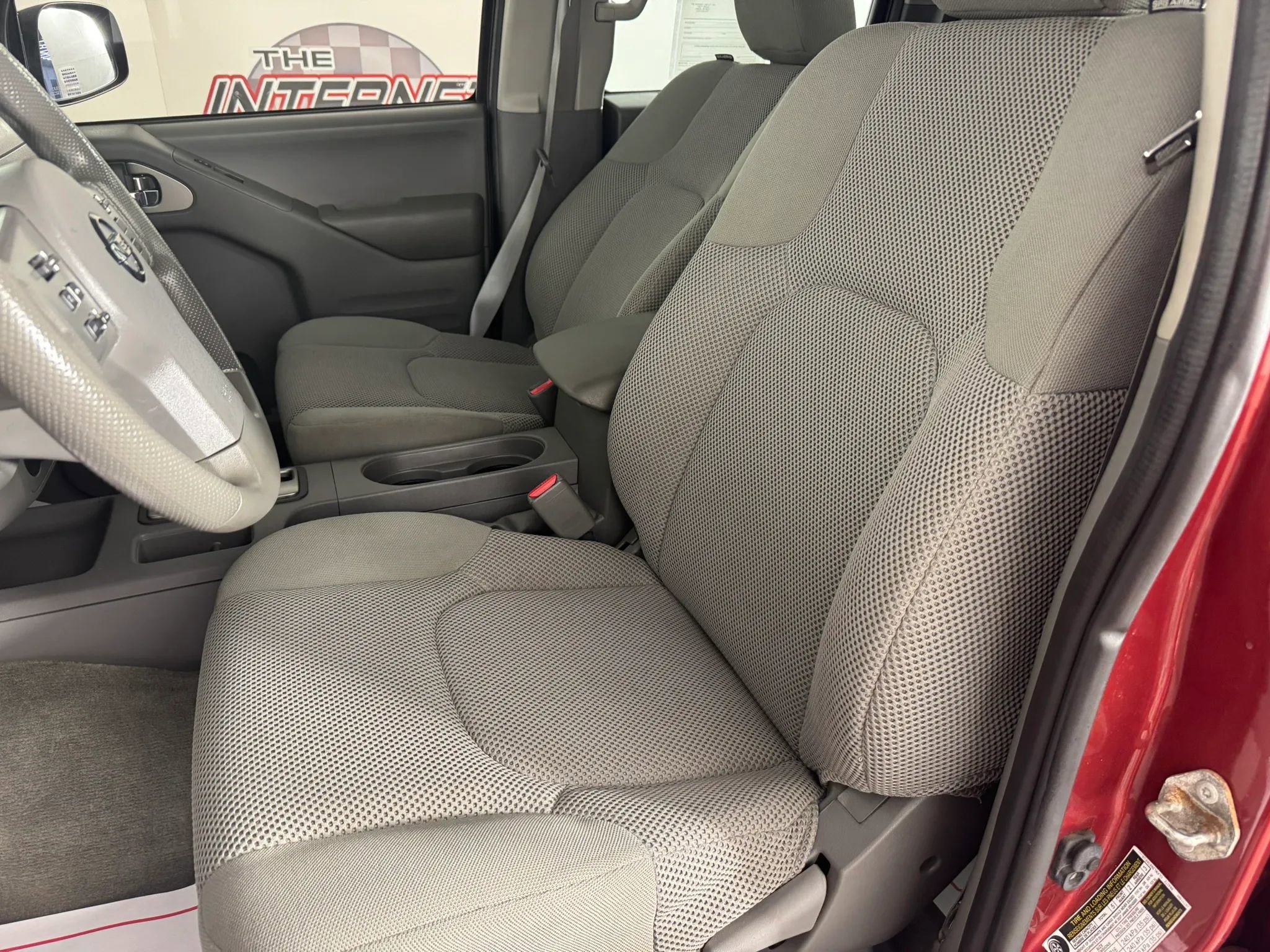 Used 2018 Nissan Frontier SV image 29