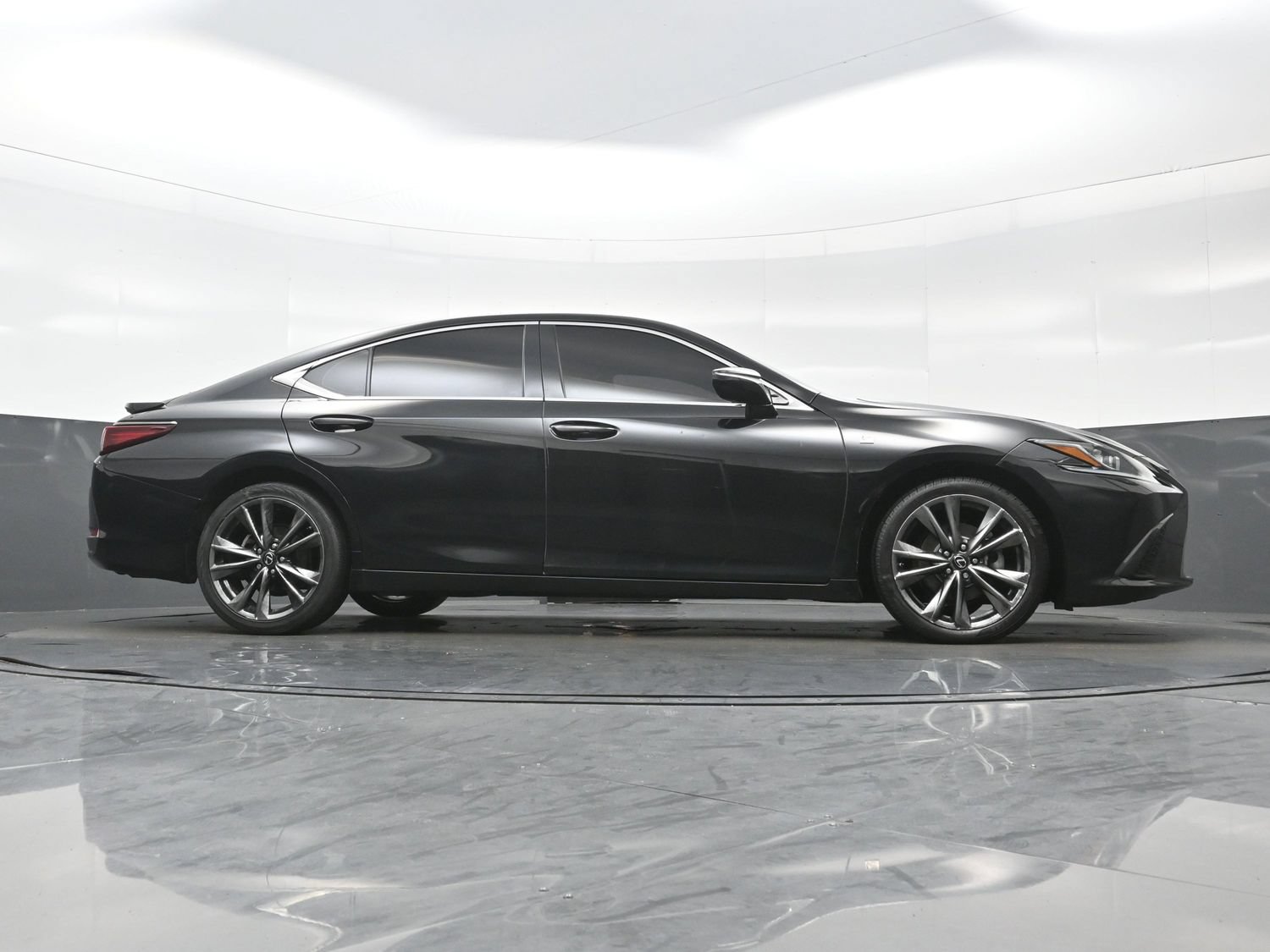 Used 2021 Lexus ES 250 F Sport w/ Accessory Package 2 AWD/4WD image 39