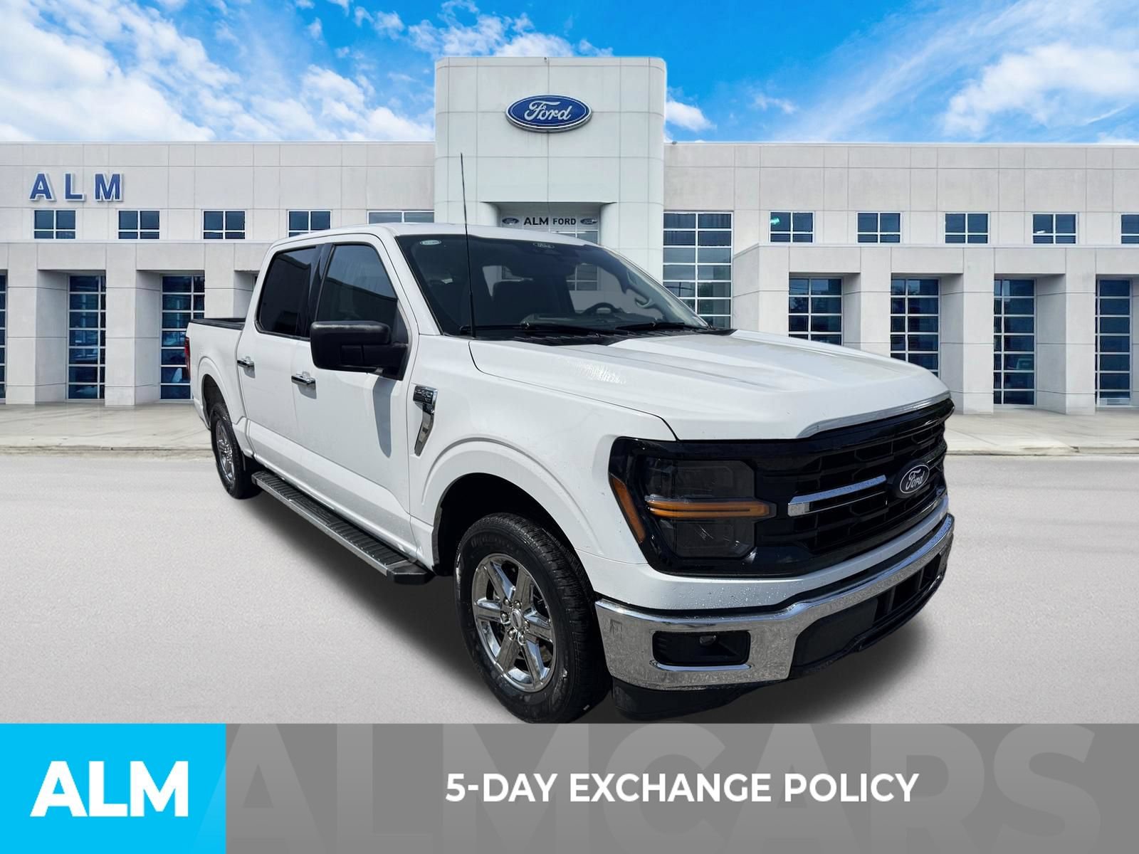 Used 2025 Ford F150 XLT w/ Equipment Group 301A Standard RWD image 3