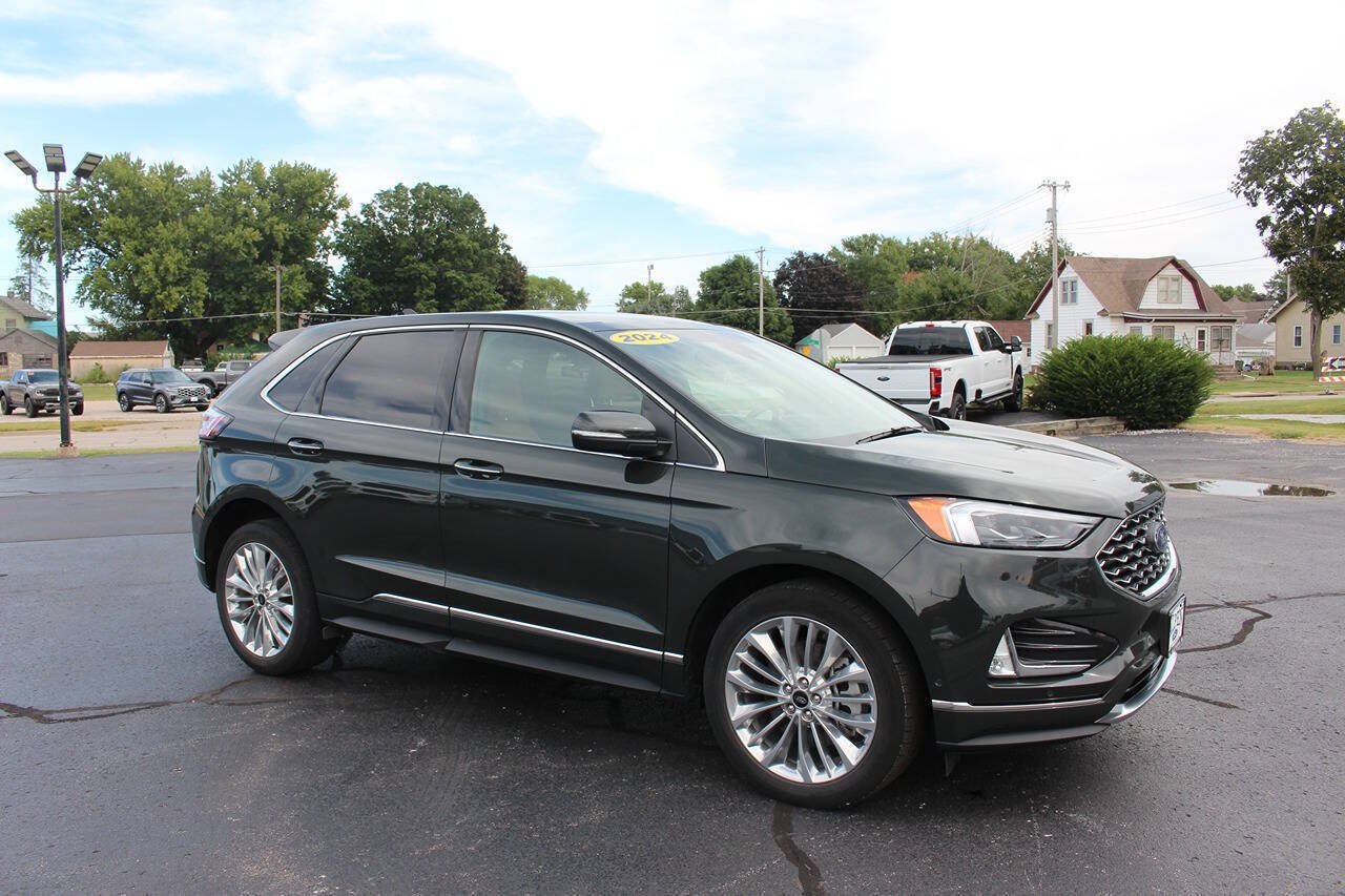 Used 2024 Ford Edge Titanium w/ Titanium Elite Package AWD/4WD image 3