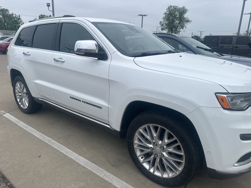 Used 2018 Jeep Grand Cherokee Summit AWD/4WD image 7