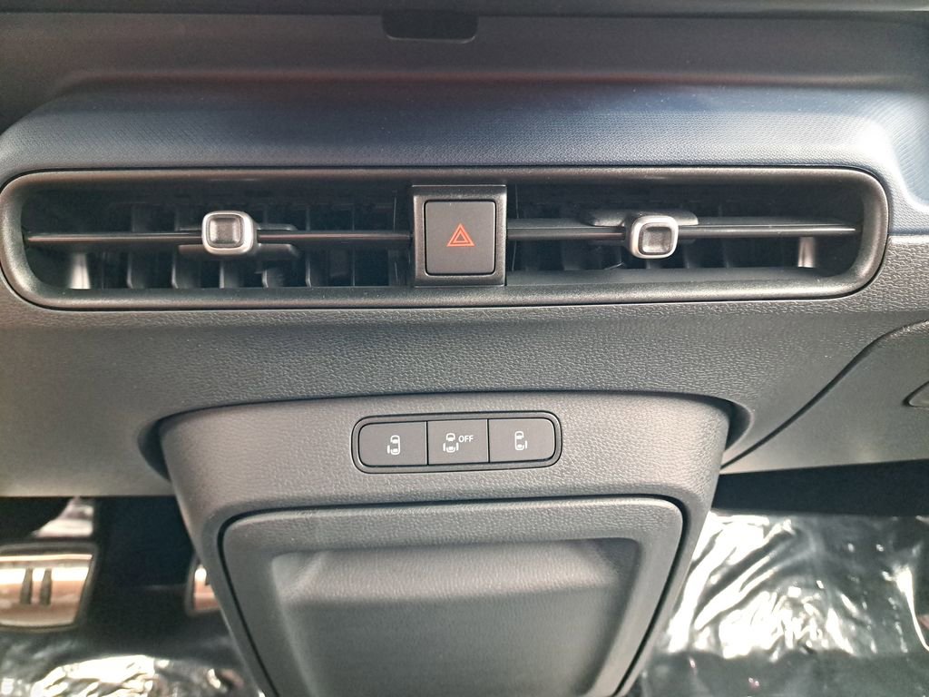 New 2025 Volkswagen ID. Buzz Pro S image 26