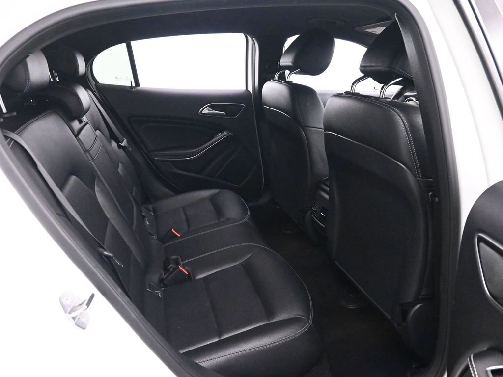 Used 2019 Mercedes-Benz GLA 250 GLA 250 image 18