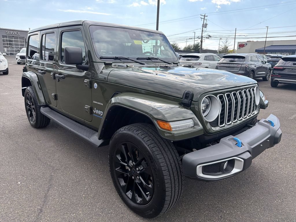 Used 2024 Jeep Wrangler Unlimited Sahara w/ Safety Group AWD/4WD image 8