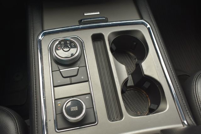 Used 2018 Ford Expedition Max XLT w/ Equipment Group 202A AWD/4WD image 37